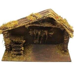 Vtg Rustic Wooden Creche With Straw & Moss Details Handmade Taiwan 1980s Nativit